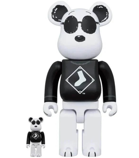 400% & 100% Bearbrick Set featuring Snoopy White Sox design from MLB x Peanuts collaboration.