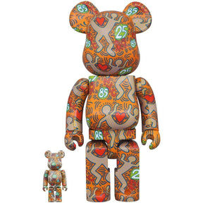 Bearbrick Sæt Keith Haring v12 Special Edition BWWT 3 with colorful designs from Medicom Toy.