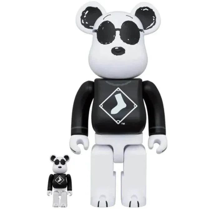 400% & 100% Bearbrick Sæt - Snoopy White Sox (MLB x Peanuts)