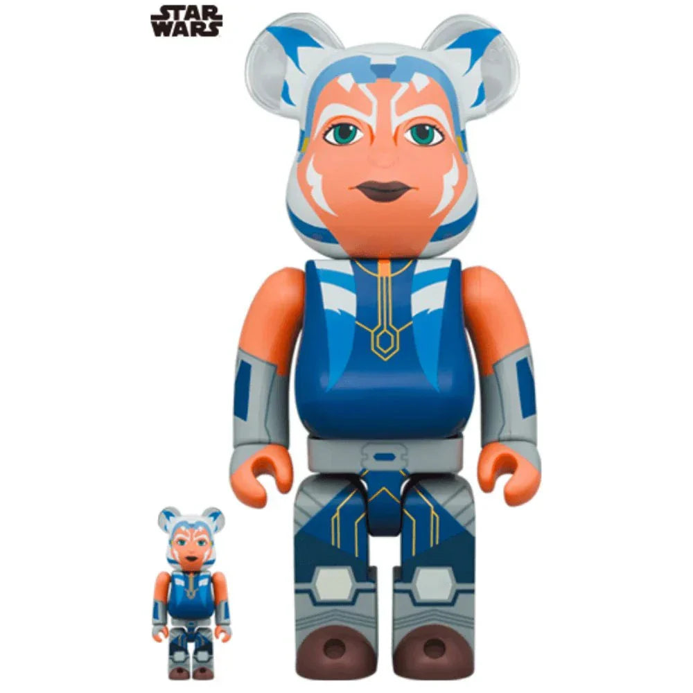 100% & 400% Bearbrick set featuring Ahsoka Tano from The Clone Wars with blue and white armor.